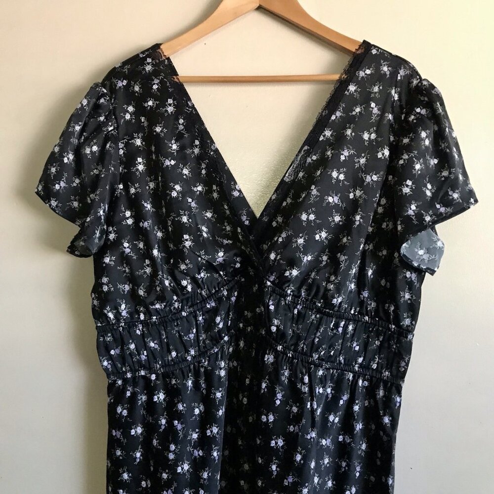 And Now This Trendy Plus Size Lace-Trim Satin Floral Midi Dress Size 2X - Picture 6 of 13